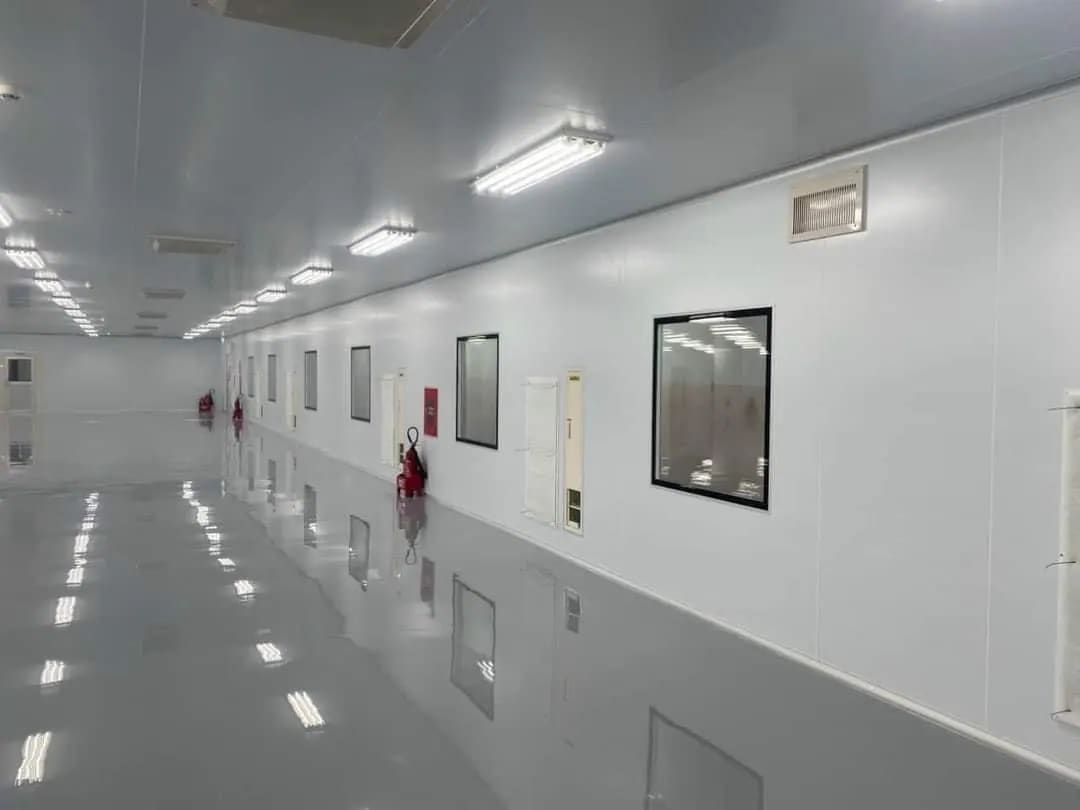 Hành lang phòng sạch panel cách nhiệt hoàn thiện